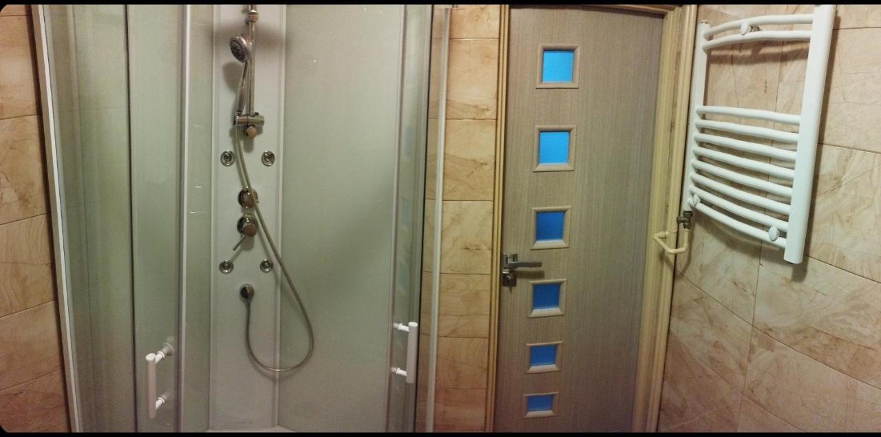 Apartament Przy Dworcu W Sanoku Exterior photo